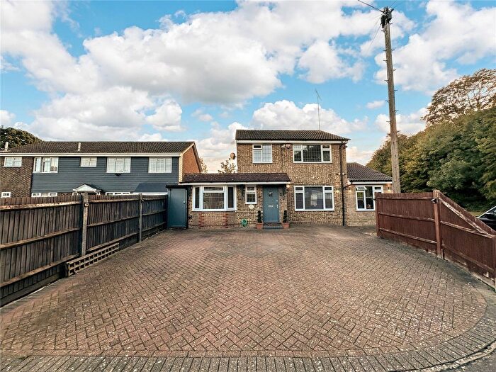 4 Bedroom Detached House For Sale In Ploughmans Way, Rainham, Kent, ME8