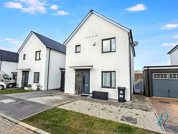 4 Bedroom Detached House For Sale In Gwartha Close, Holmbush, St Austell, PL25