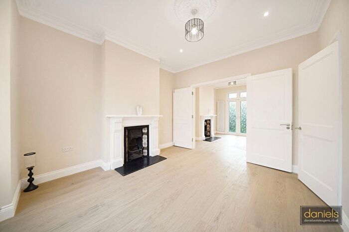 3 Bedroom Terraced House For Sale In Hazeldean Road, Harlesden, London, NW10