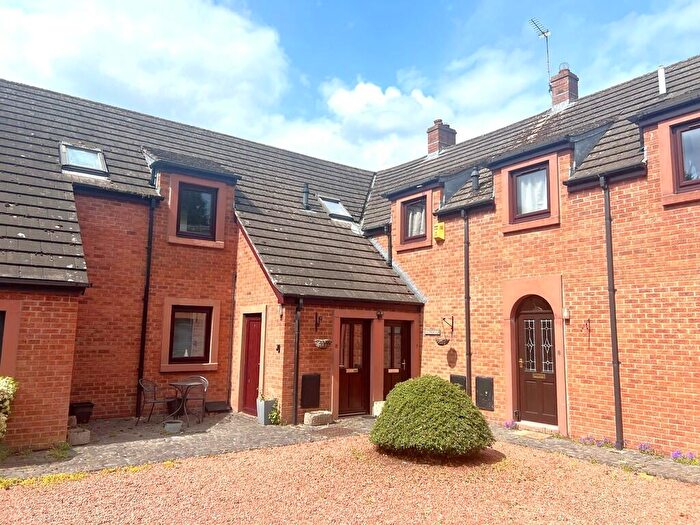 2 Bedroom Flat For Sale In Aglionby, Carlisle, CA4