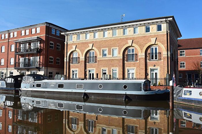 2 Bedroom Flat For Sale In Apartment, Armstrong House, Armstrong Drive, Diglis, Worcester., WR1