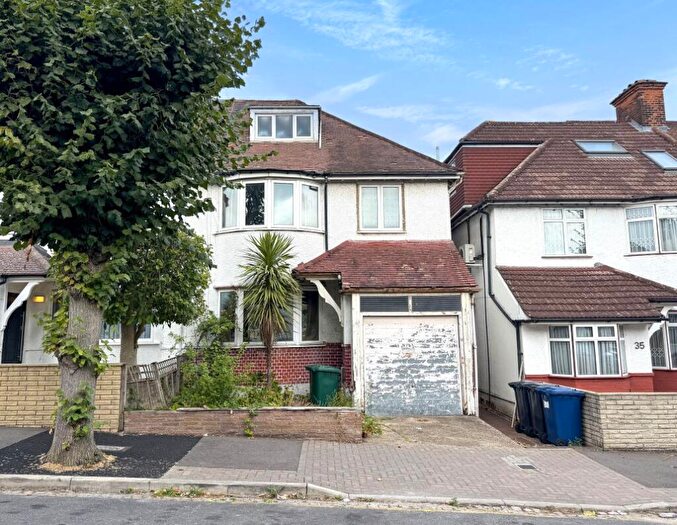 4 Bedroom Semi-Detached House For Sale In Russell Gardens, Golders Green, NW11