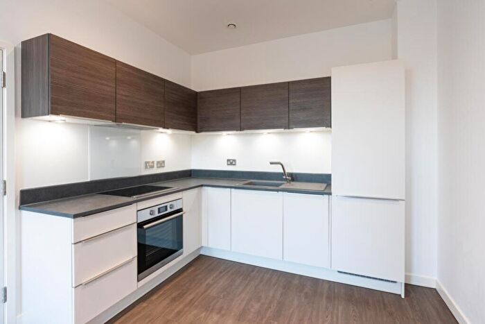 1 Bedroom Apartment To Rent In Thornhill Court, London Road, Headington, OX3