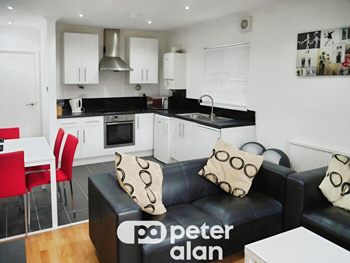 2 Bedroom Flat To Rent In Malefant Street, Cardiff, CF24