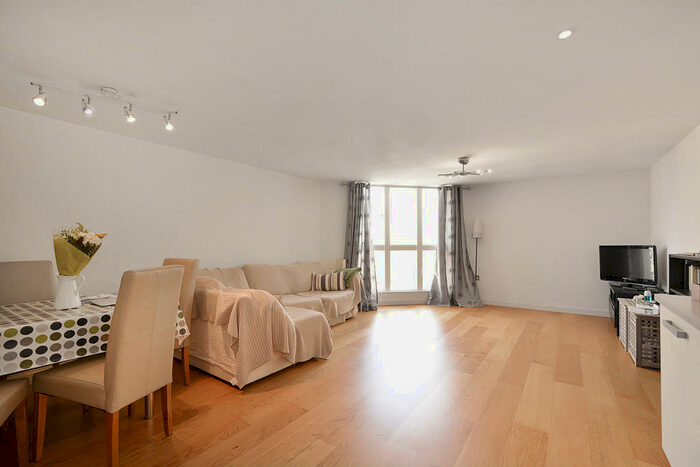 2 Bedroom Apartment To Rent In Heligan House, Water Gardens Square, SE16