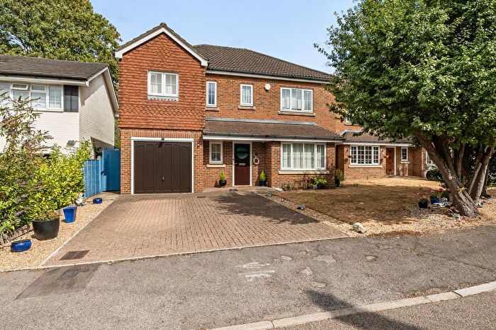 4 Bedroom Detached House For Sale In Scotts Way, Sevenoaks, Kent, TN13