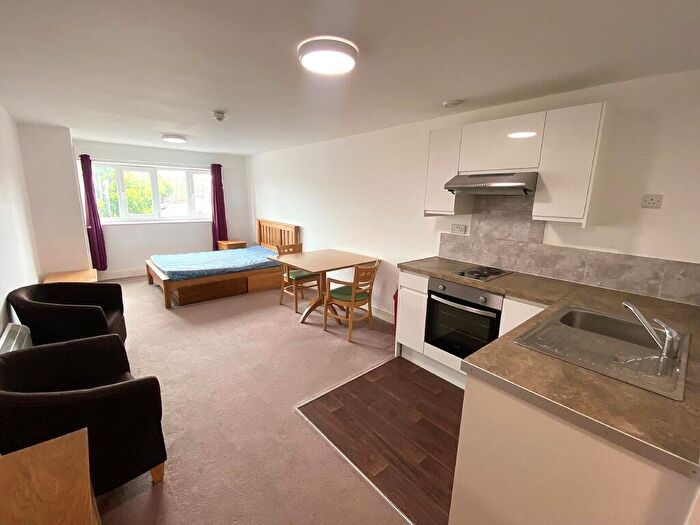 1 Bedroom Flat To Rent In Commercial Road, Portsmouth, PO1