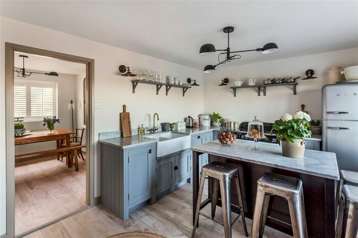 3 Bedroom Semi-Detached House For Sale In Church Street, Uckfield, TN22