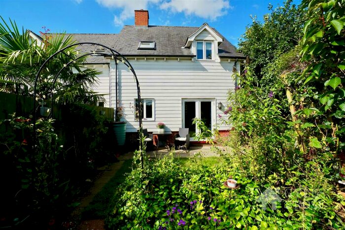 3 Bedroom Semi-Detached House For Sale In Fordham, Colchester, CO6