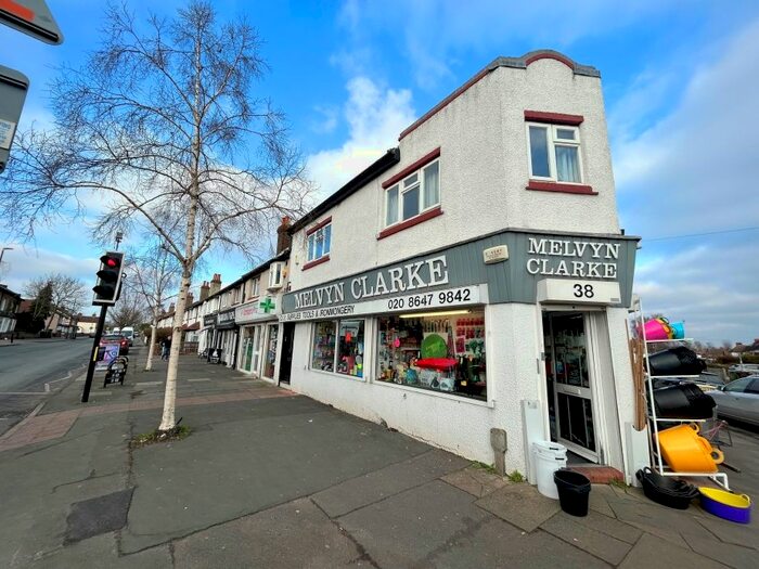 2 Bedroom Flat To Rent In Green Wrythe Lane, Carshalton, SM5