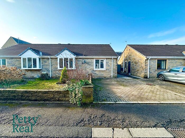 2 Bedroom Semi-Detached Bungalow For Sale In Duckworth Street, Barrowford, BB9