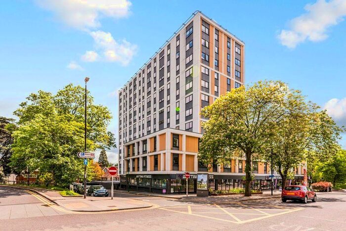 2 Bedroom Apartment To Rent In Wellesley Road, Sutton, SM2