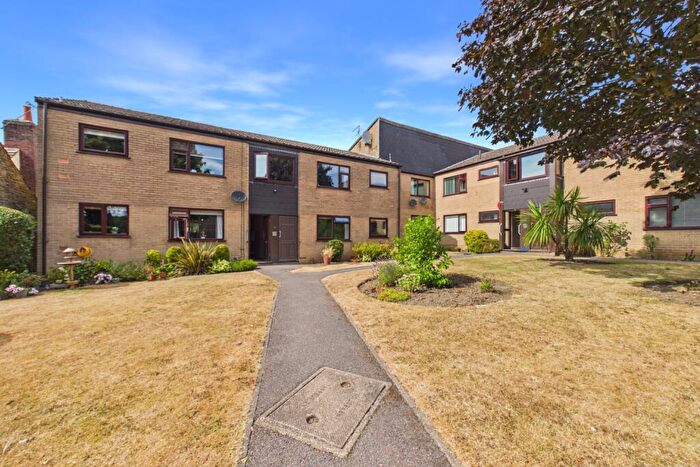 2 Bedroom Flat For Sale In Park View Court, Cobnar Road, Norton Lees, S8