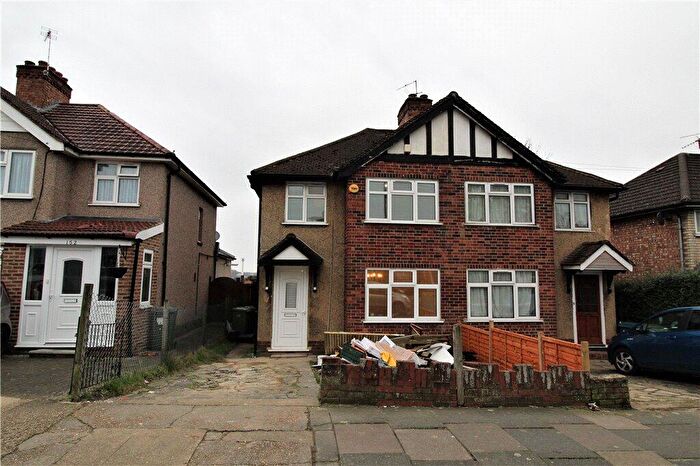 3 Bedroom Semi Detached House To Rent In Long Elmes, Harrow, HA3