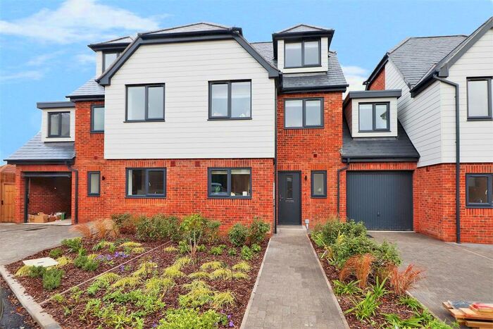 4 Bedroom Link Detached House To Rent In St. Richards Road, Walmer, Deal CT14