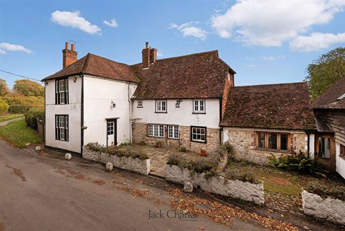 5 Bedroom Property For Sale In Park Road, Hadlow, Tonbridge, TN11