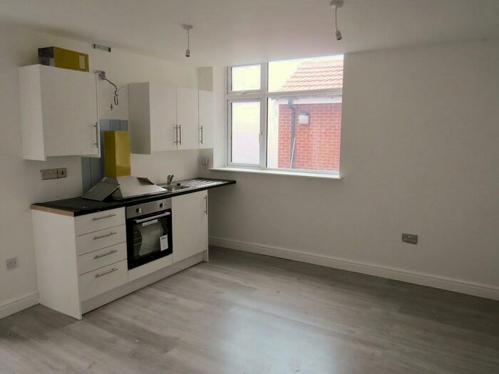2 Bedroom Apartment To Rent In Coton Road, Nuneaton, Warwickshire, CV11