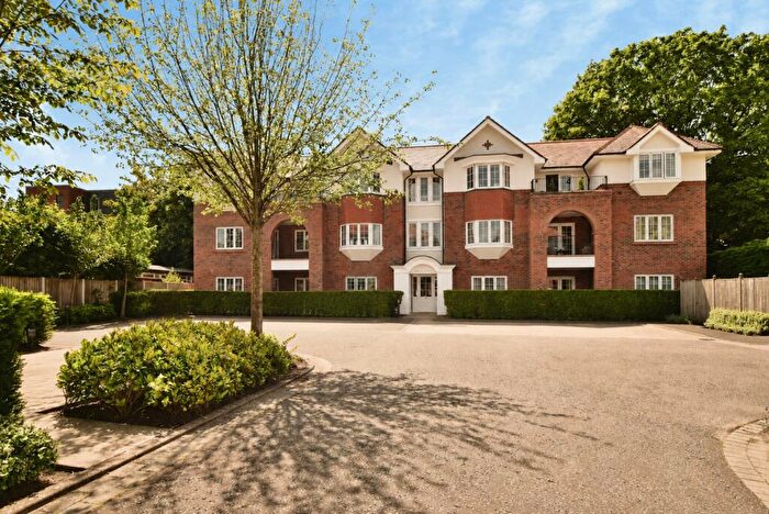 3 Bedroom Apartment For Sale In Brockley Square, Wilmslow, Cheshire, SK9