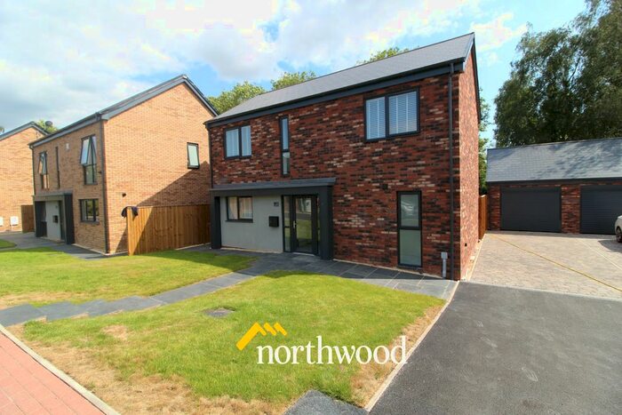 4 Bedroom Detached House To Rent In Horseshoe Close, Belton, Doncaster, DN9