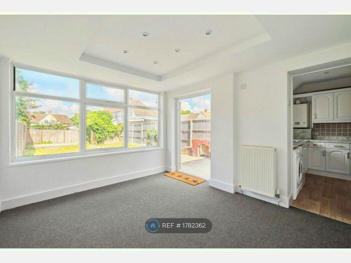 3 Bedroom Terraced House To Rent In Aurelia Road, Croydon, CR0