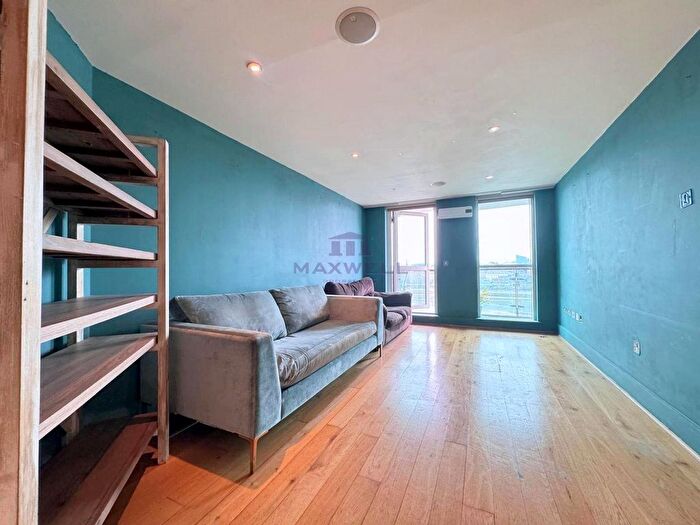 2 Bedroom Flat To Rent In St. George Wharf, St. George Wharf, London, SW8