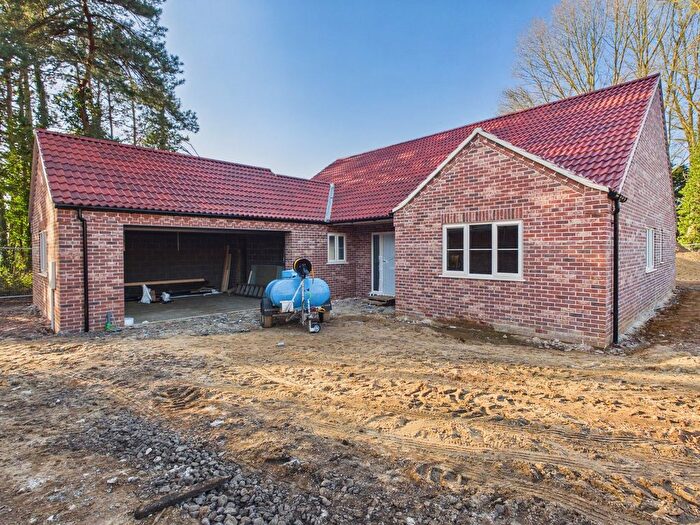 3 Bedroom Bungalow For Sale In London Road, Downham Market, PE38