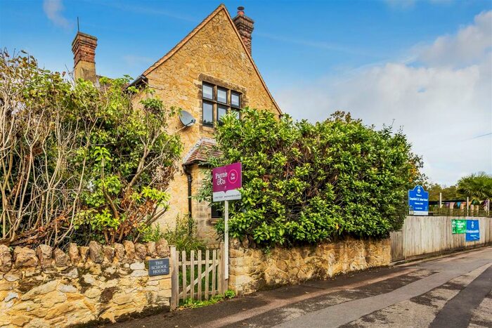 3 Bedroom Semi-Detached House To Rent In Westerham Road, Limpsfield, RH8