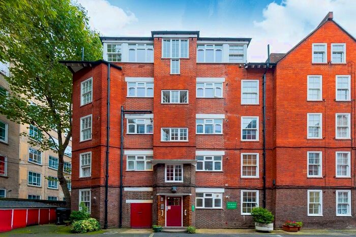 2 Bedroom Flat To Rent In Herbrand Street, London, WC1N