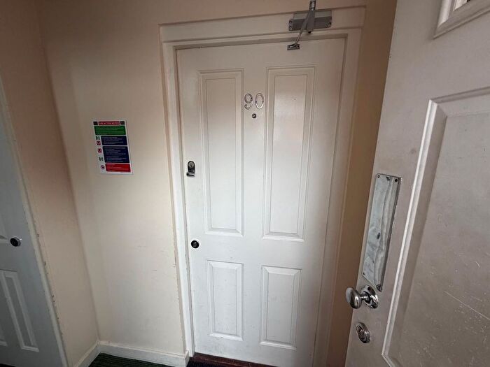 2 Bedroom Flat To Rent In Bull Road, Ipswich, IP3