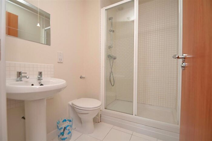 2 Bedroom Apartment To Rent In Aspect, Leeds, LS2