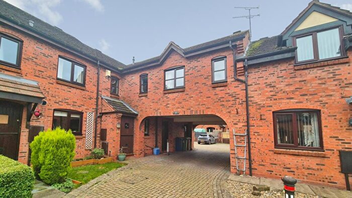 1 Bedroom Flat For Sale In Pellfield Court, Weston, Stafford, ST18