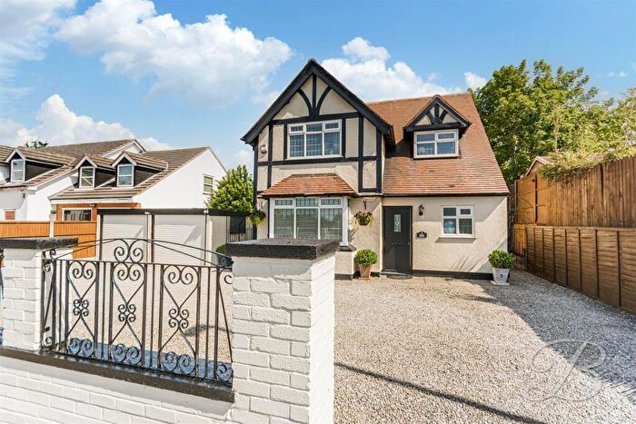 3 Bedroom Detached House For Sale In Southwell Road East, Rainworth, Mansfield, NG21