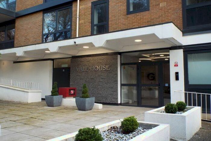 1 Bedroom Flat To Rent In Vale House, Tunbridge Wells, TN1