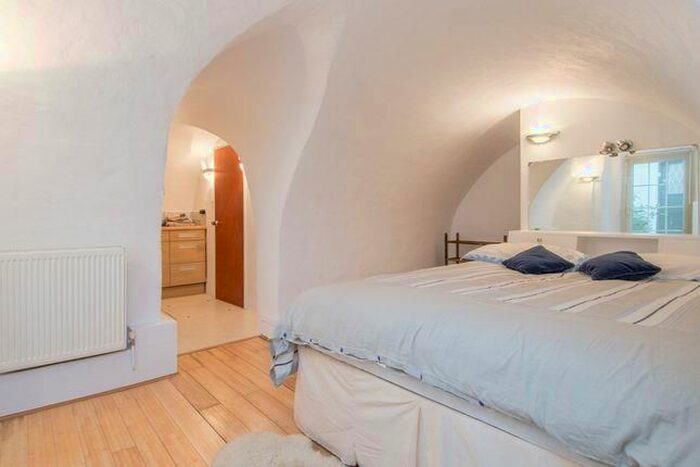 2 Bedroom Flat To Rent In Lwr Gnd Floor, Bryanston Square, London, W1H