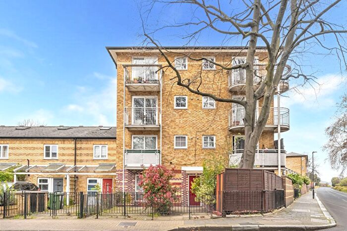 1 Bedroom Flat To Rent In Wiltshire Road, London, SW9