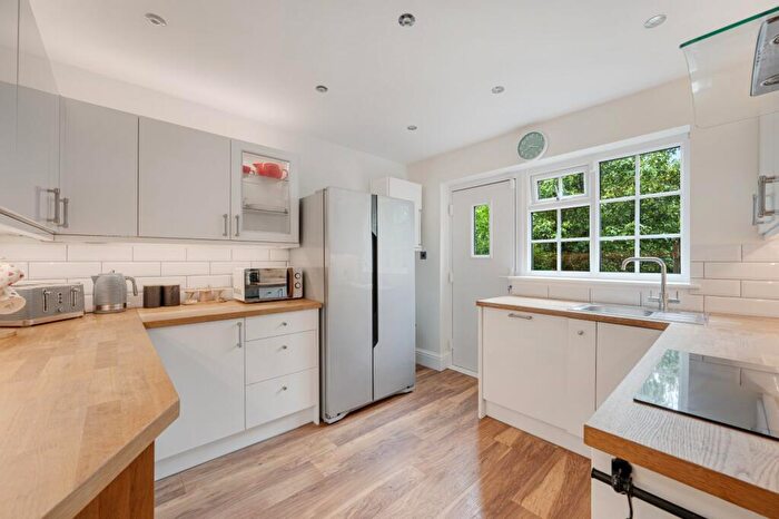 4 Bedroom Detached House For Sale In Bradford Road, Menston, Ilkley, West Yorkshire, LS29