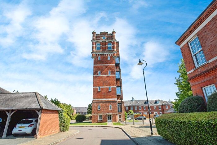 1 Bedroom Flat For Sale In Cayton Road, Coulsdon, CR5