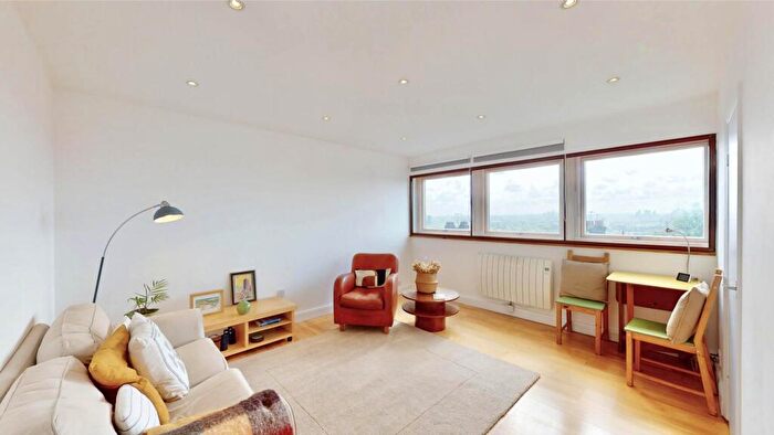 1 Bedroom Apartment To Rent In Hornsey Lane, Highgate, N6