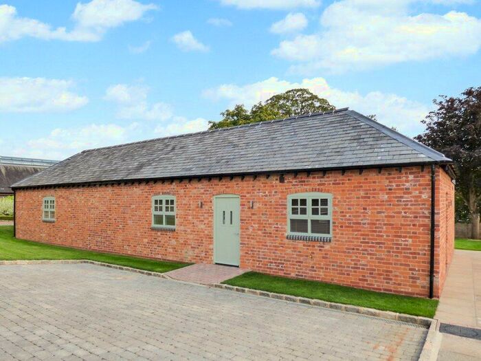 3 Bedroom Bungalow To Rent In Noral Way, Banbury, Oxfordshire, OX16