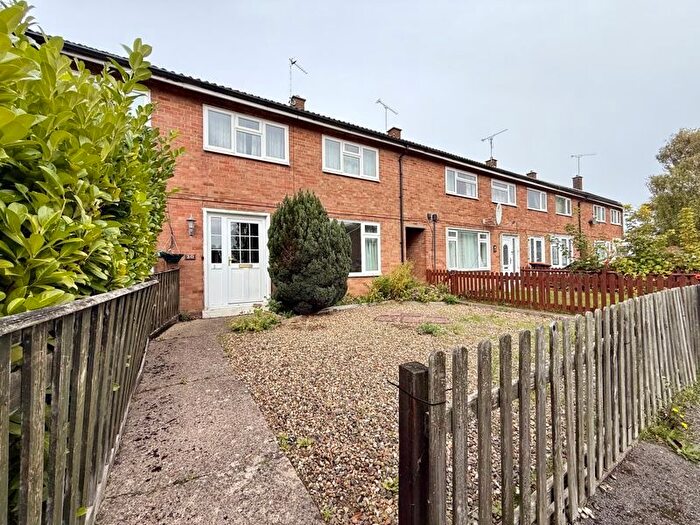 3 Bedroom Terraced House For Sale In Dellmont Road, Houghton Regis, LU5