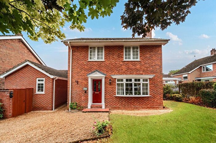 4 Bedroom Detached House For Sale In Butlers Close, Lockerley, Romsey, SO51