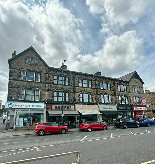 3 Bedroom Apartment To Rent In Bingley Road, Shipley, BD18