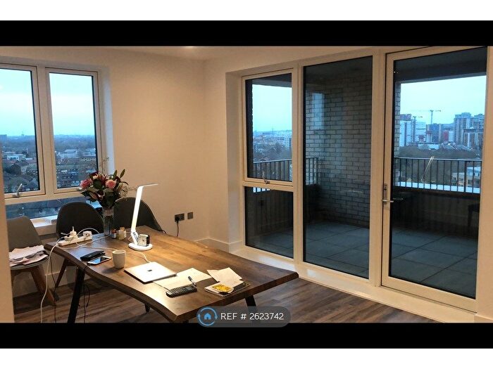 3 Bedroom Flat To Rent In Copal House, London, E16