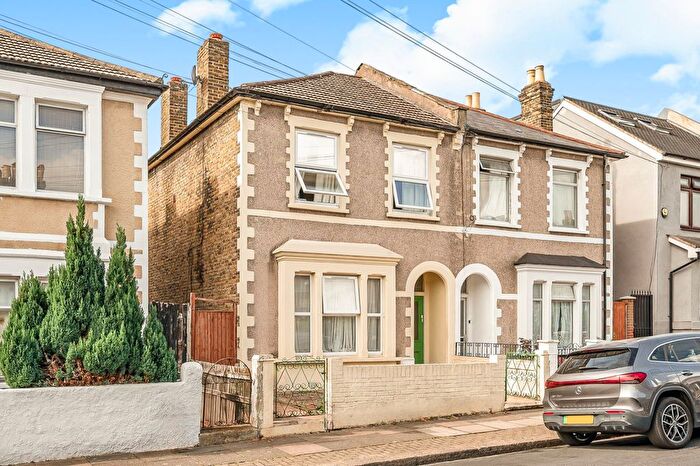 3 Bedroom Semi-Detached House For Sale In Himley Road, Wandsworth Common, SW17