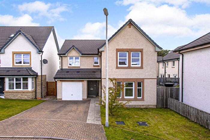 4 Bedroom Detached House For Sale In Mackintosh Road, Dunfermline, KY11