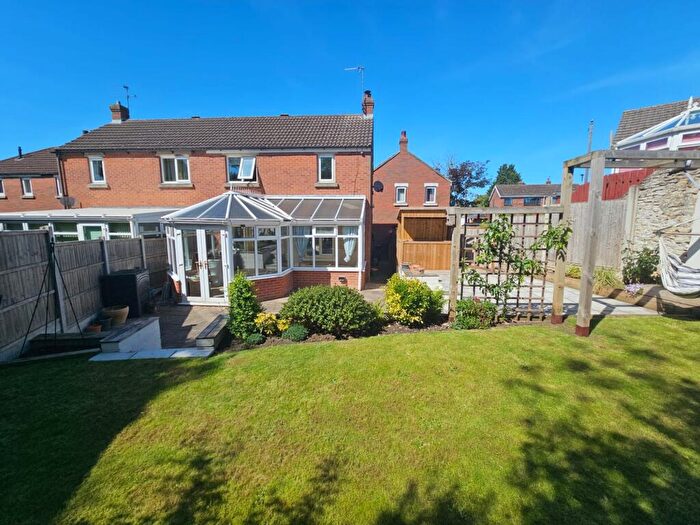 3 Bedroom Semi Detached House For Sale In Whitewell Close, Kirton Lindsey, DN21