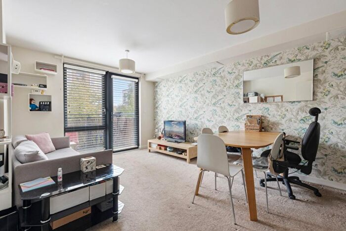 1 Bedroom Flat For Sale In Pooles Park, London, N4