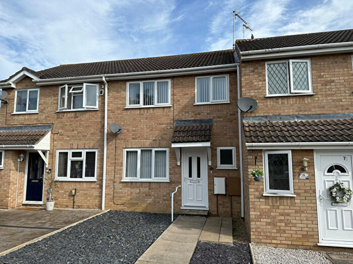 3 Bedroom Terraced House To Rent In Lavenham Way, Stowmarket, IP14
