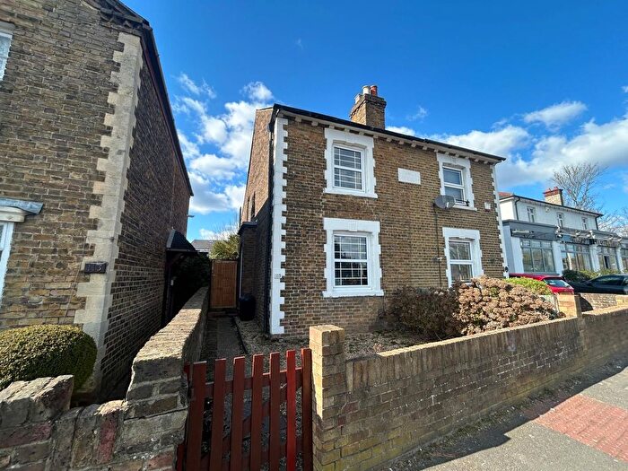 2 Bedroom Semi-Detached House To Rent In Park Road, Uxbridge, UB8