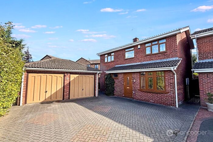 4 Bedroom Detached House For Sale In Newstead Close, Whitestone, Nuneaton, CV11
